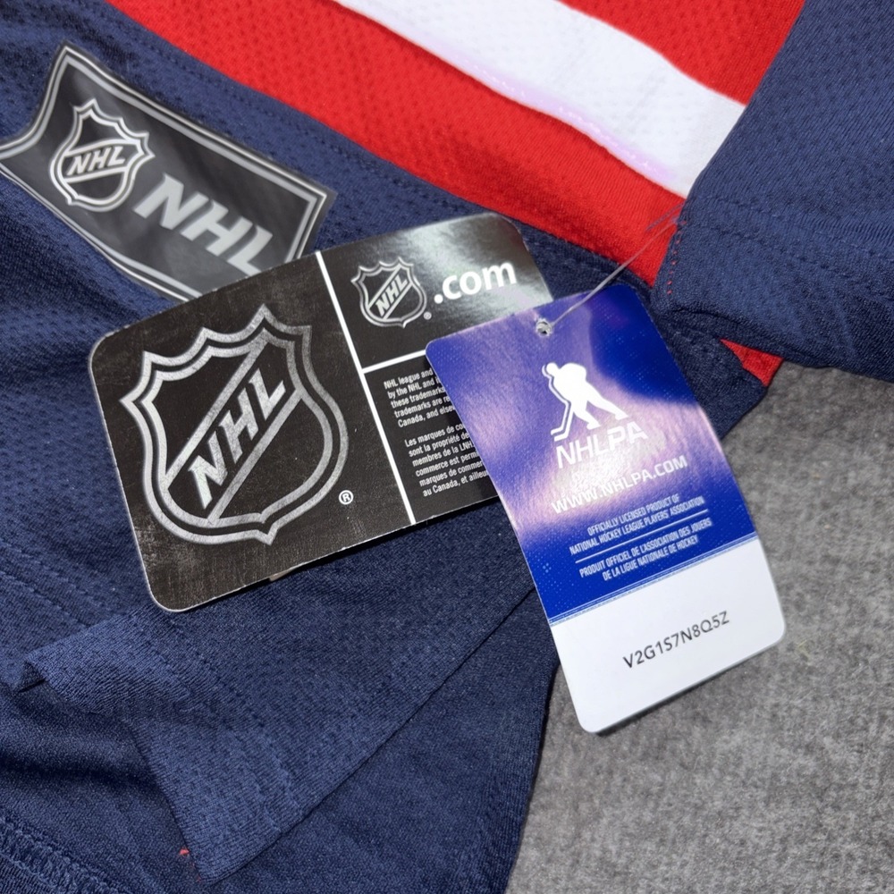 Ovechkin #8 Washington Capitals red and blue jersey NHL Large NWT - Picture 6 of 7